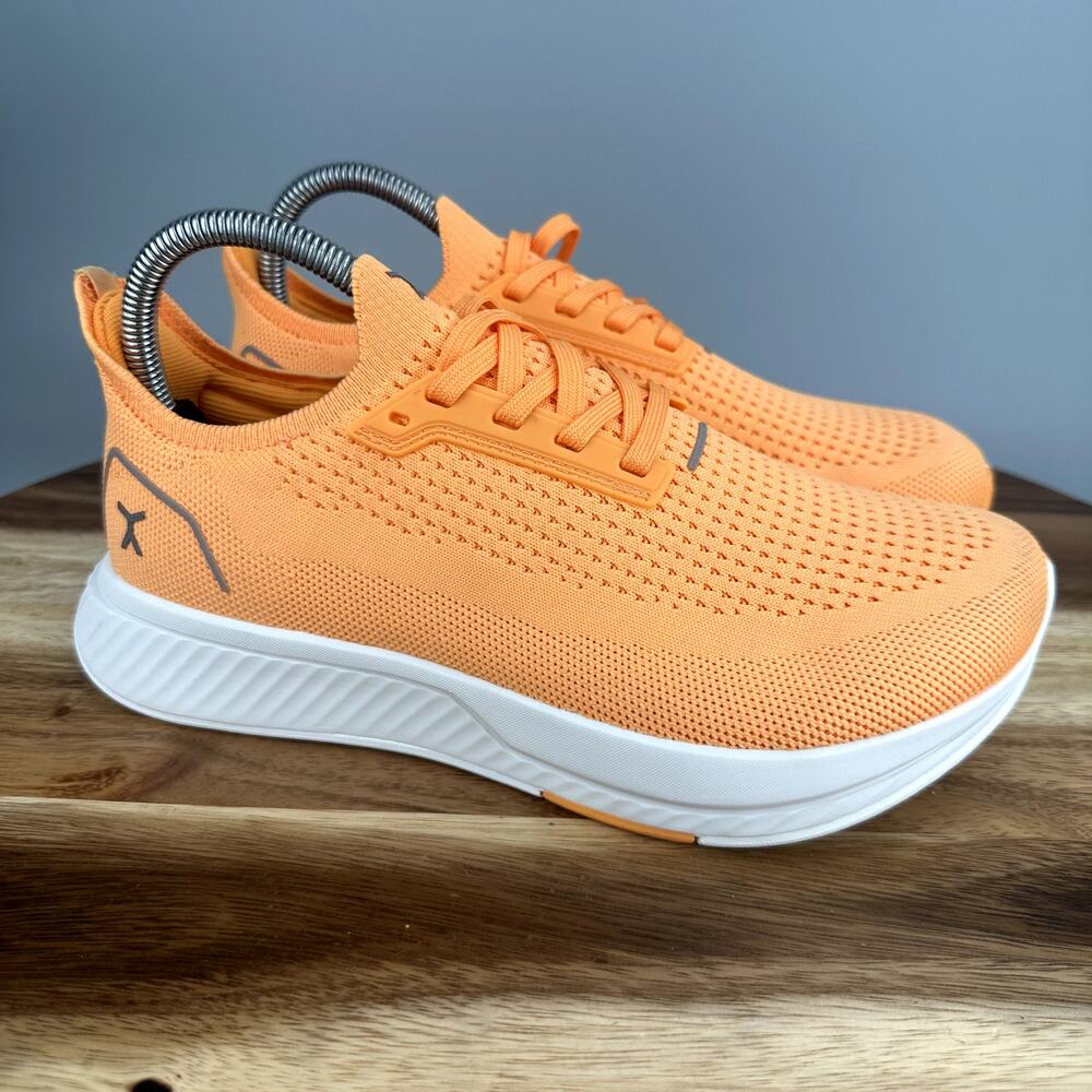 Flux Adapt Runner Women's Size 6 Orange Running Athletic Barefoot Knit Shoes